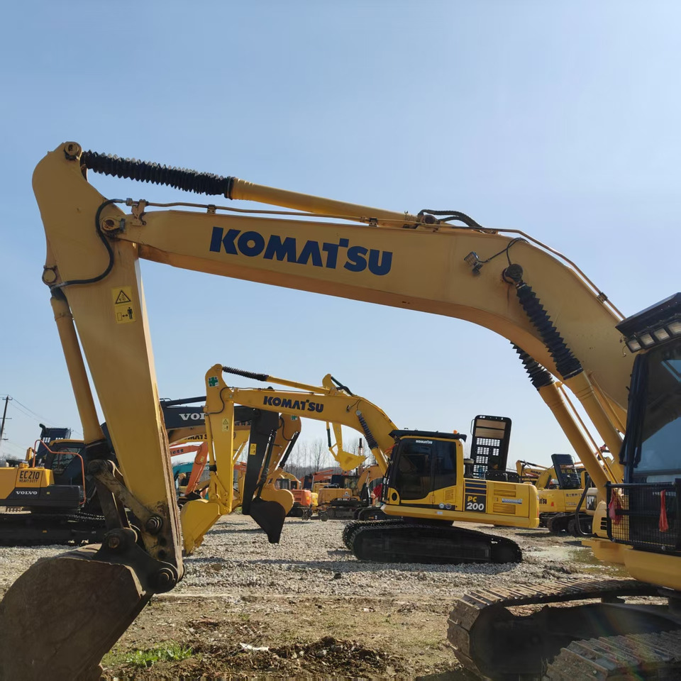 KOMATSU pc200 hot sale 20 tons excavator japan brand - Máy xúc bánh xích: hình 3 KOMATSU pc200 hot sale 20 tons excavator japan brand - Máy xúc bánh xích: hình 3