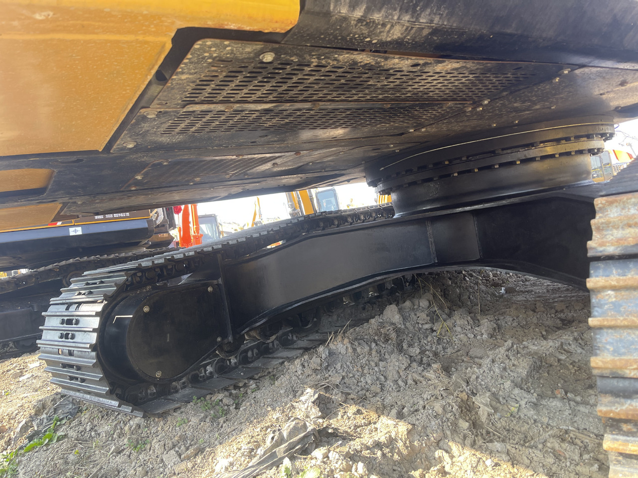 SANY sy245H used excavator Source supply - Máy xúc bánh xích: hình 5 SANY sy245H used excavator Source supply - Máy xúc bánh xích: hình 5