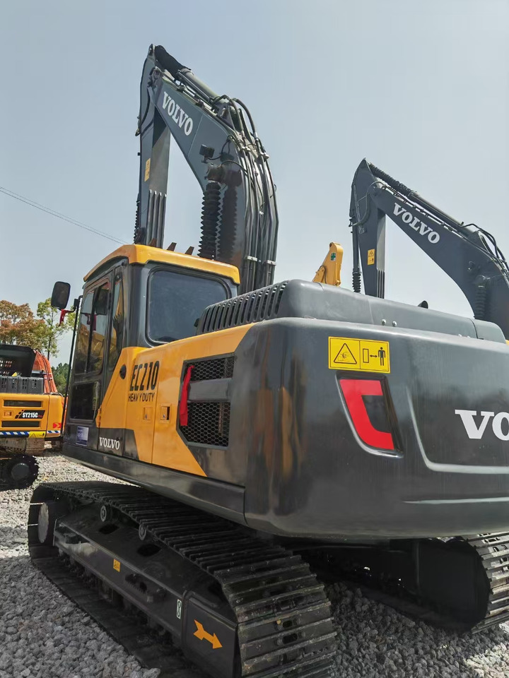VOLVO EC210 used excavator - Máy xúc bánh xích: hình 3 VOLVO EC210 used excavator - Máy xúc bánh xích: hình 3