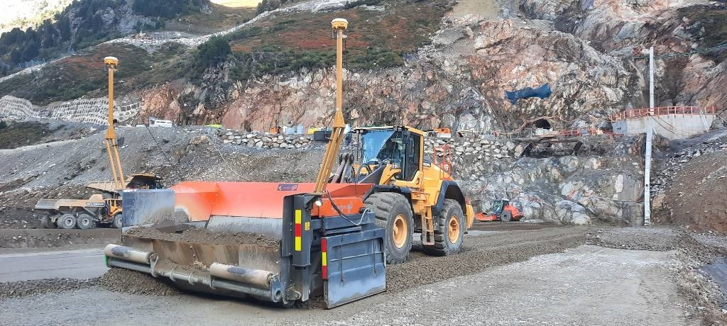 Reptail LM - Máy san: hình 4 Reptail LM - Máy san: hình 4