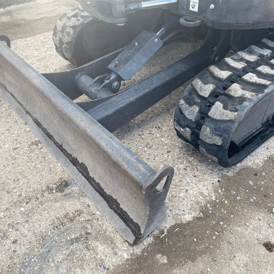 Bobcat E 27z - Máy xúc mini: hình 4 Bobcat E 27z - Máy xúc mini: hình 4