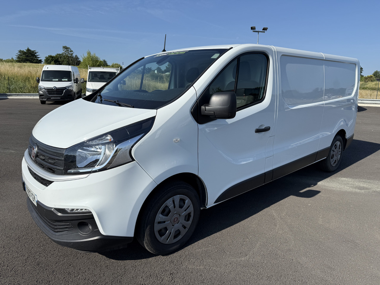 FIAT TALENTO 1T3 LH1 2.0MULTIJET120 PRO LOUNGE + ATTELAGE ET KIT BOIS COMPLET - Xe van chở hàng: hình 2 FIAT TALENTO 1T3 LH1 2.0MULTIJET120 PRO LOUNGE + ATTELAGE ET KIT BOIS COMPLET - Xe van chở hàng: hình 2