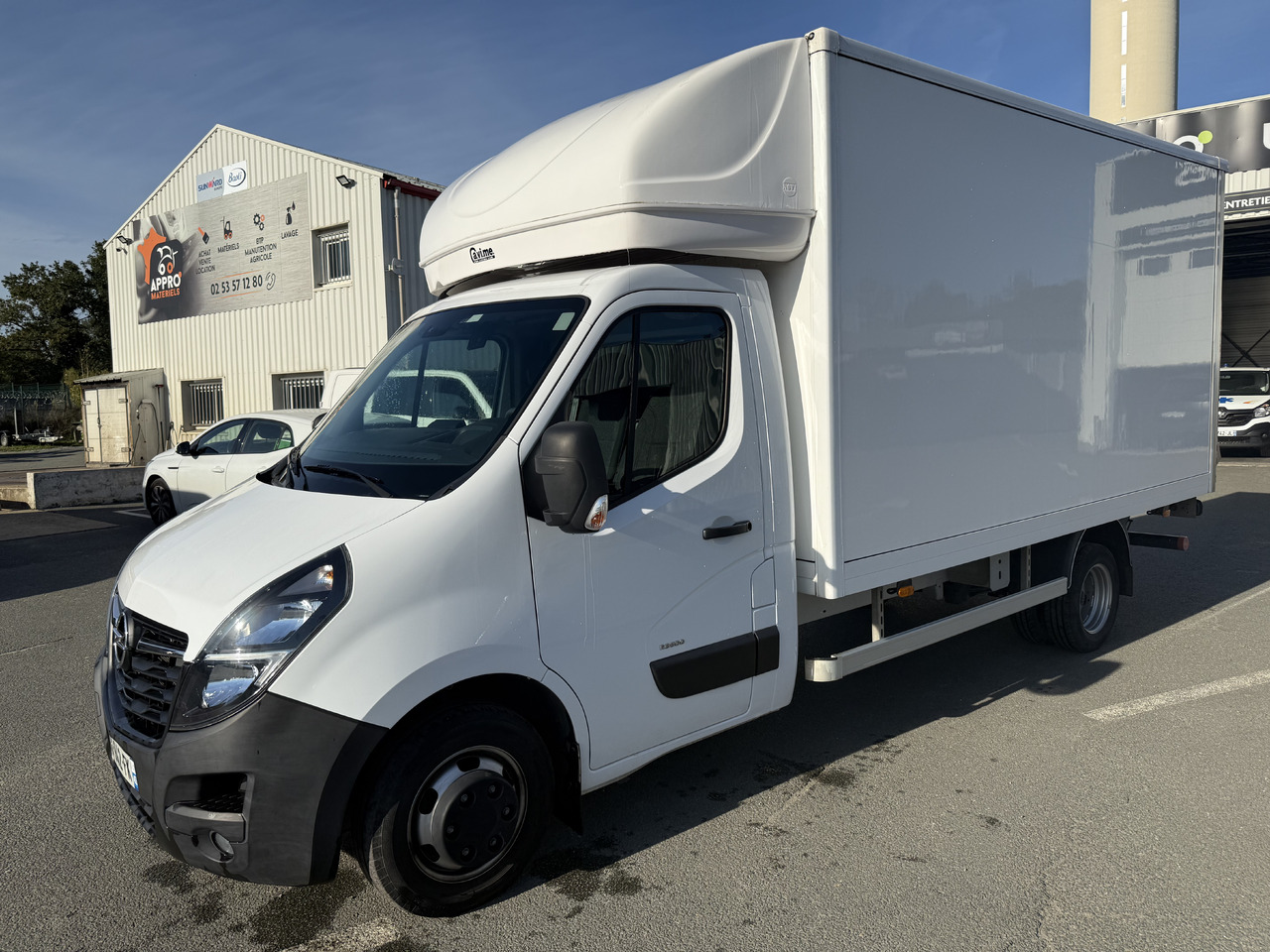OPEL MOVANO - Xe tải nhỏ thùng kín: hình 2 OPEL MOVANO - Xe tải nhỏ thùng kín: hình 2
