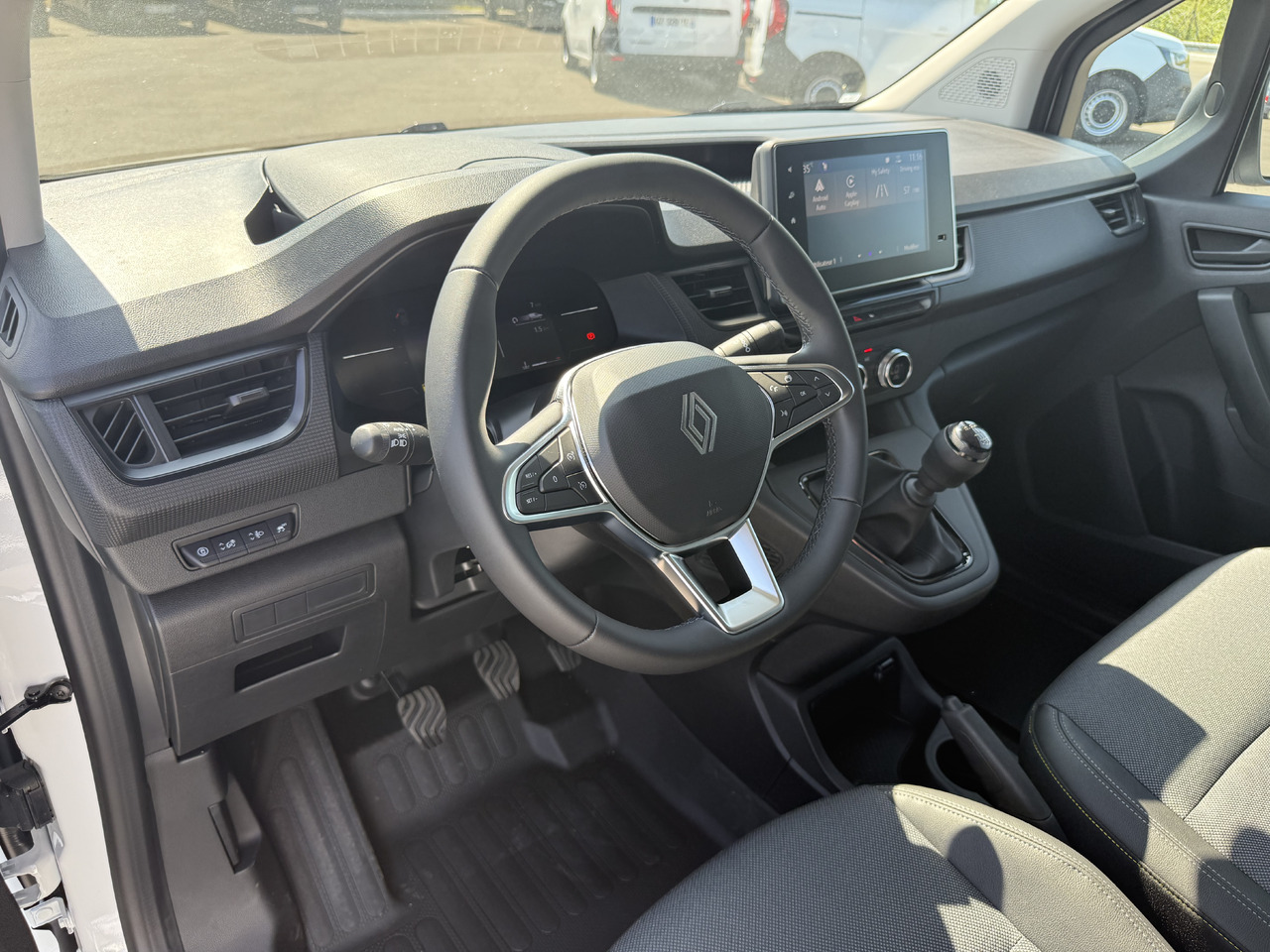 RENAULT KANGOO VAN 1.5DCI95 L1 FOURGON - Xe van nhỏ gọn: hình 5 RENAULT KANGOO VAN 1.5DCI95 L1 FOURGON - Xe van nhỏ gọn: hình 5