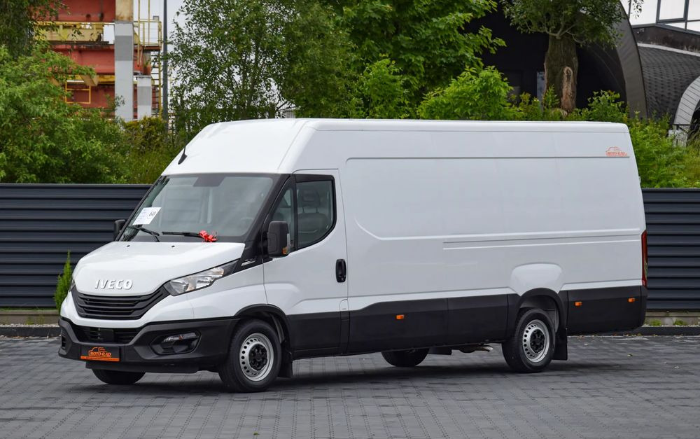 Iveco DAILY MAXI 35S16 / 2.3 - 160 KM / AUTOMAT HI-MATIC / NOWY MODEL / 3 OSOBY / DOSTAWCZE / BLASZAK / KLIMA / CZUJNIKI COFANIA / NISKI PRZEBIEG / 2022 / SERWISOWANY / Z NIEMIEC - Xe van chở hàng: hình 1 Iveco DAILY MAXI 35S16 / 2.3 - 160 KM / AUTOMAT HI-MATIC / NOWY MODEL / 3 OSOBY / DOSTAWCZE / BLASZAK / KLIMA / CZUJNIKI COFANIA / NISKI PRZEBIEG / 2022 / SERWISOWANY / Z NIEMIEC - Xe van chở hàng: hình 1