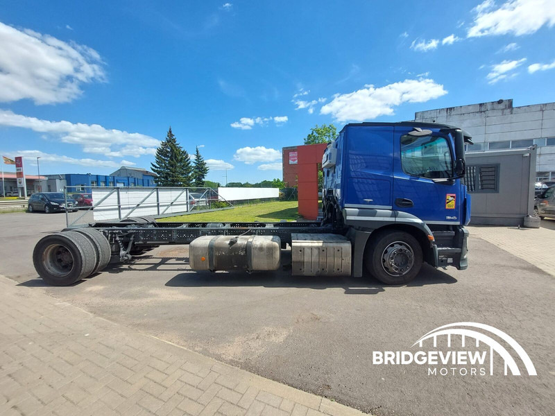 Mercedes-Benz Actros 1843 - Xe tải khung gầm: hình 5 Mercedes-Benz Actros 1843 - Xe tải khung gầm: hình 5