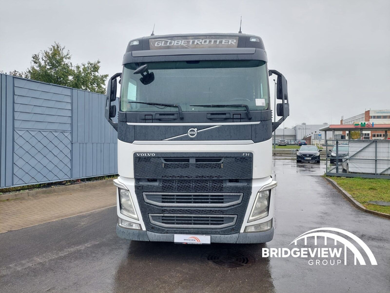 Volvo FH460 - Xe đầu kéo: hình 3 Volvo FH460 - Xe đầu kéo: hình 3