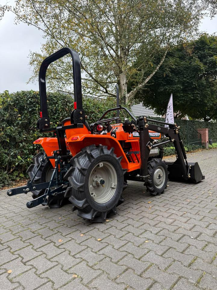 Kleintrakor Kubota B1402DT mit Frontlader ab 125 € pro Monat. - Máy cày mini: hình 5 Kleintrakor Kubota B1402DT mit Frontlader ab 125 € pro Monat. - Máy cày mini: hình 5