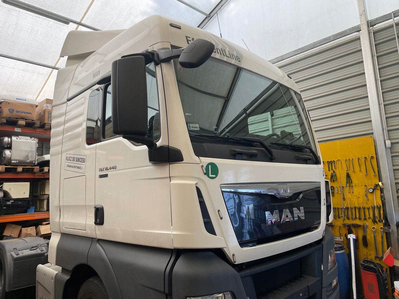 GOŁA KABINA MAN TGX XLX BIAŁA EURO 6 KOLOR RAL 9010 - Cabin cho Xe tải: hình 3 GOŁA KABINA MAN TGX XLX BIAŁA EURO 6 KOLOR RAL 9010 - Cabin cho Xe tải: hình 3