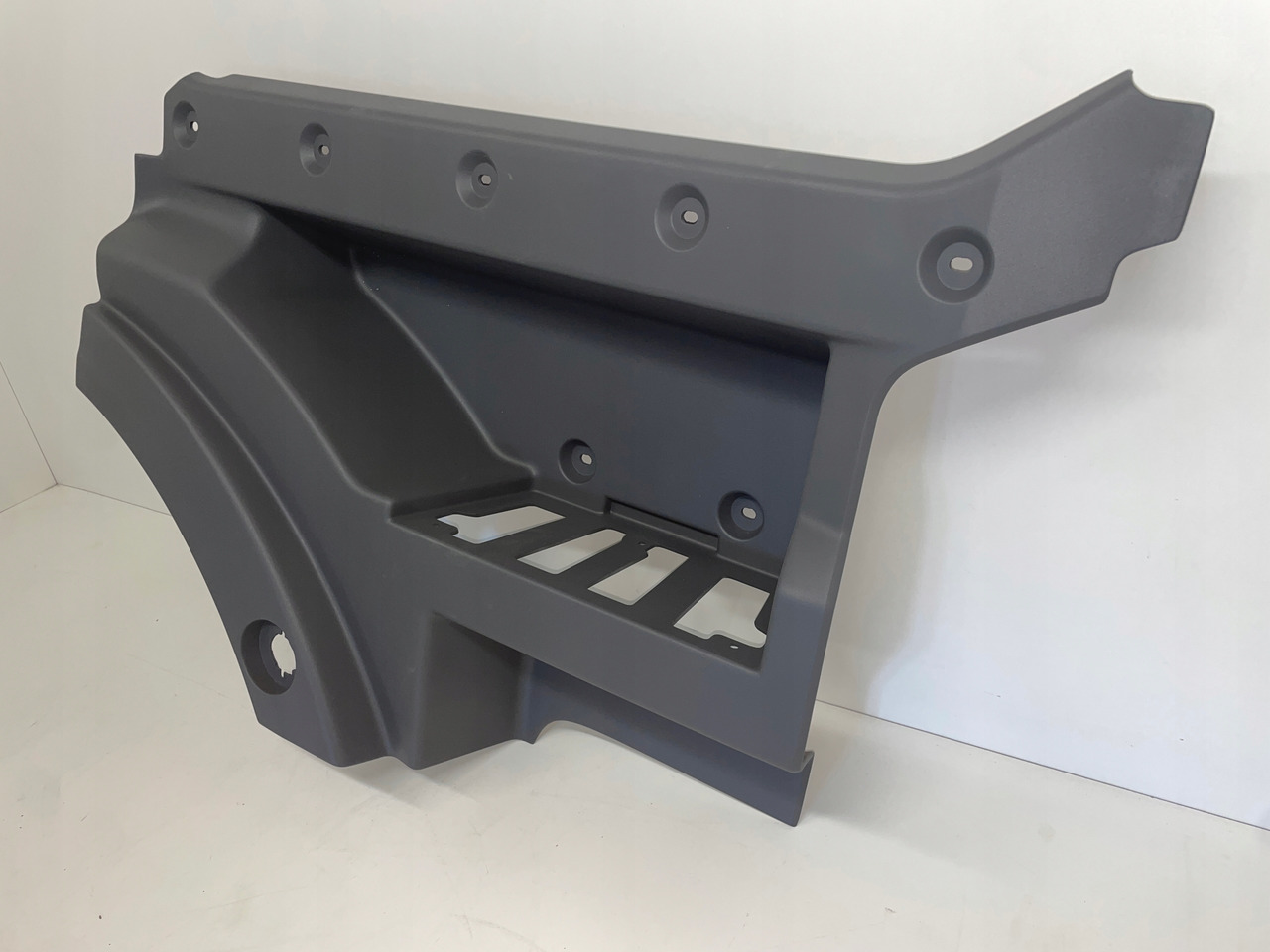 GÓRNA STOPNICA STOPIEŃ MAN TGX TGX3 TG3 81615200082 - Bậc bước cho Xe tải: hình 3 GÓRNA STOPNICA STOPIEŃ MAN TGX TGX3 TG3 81615200082 - Bậc bước cho Xe tải: hình 3