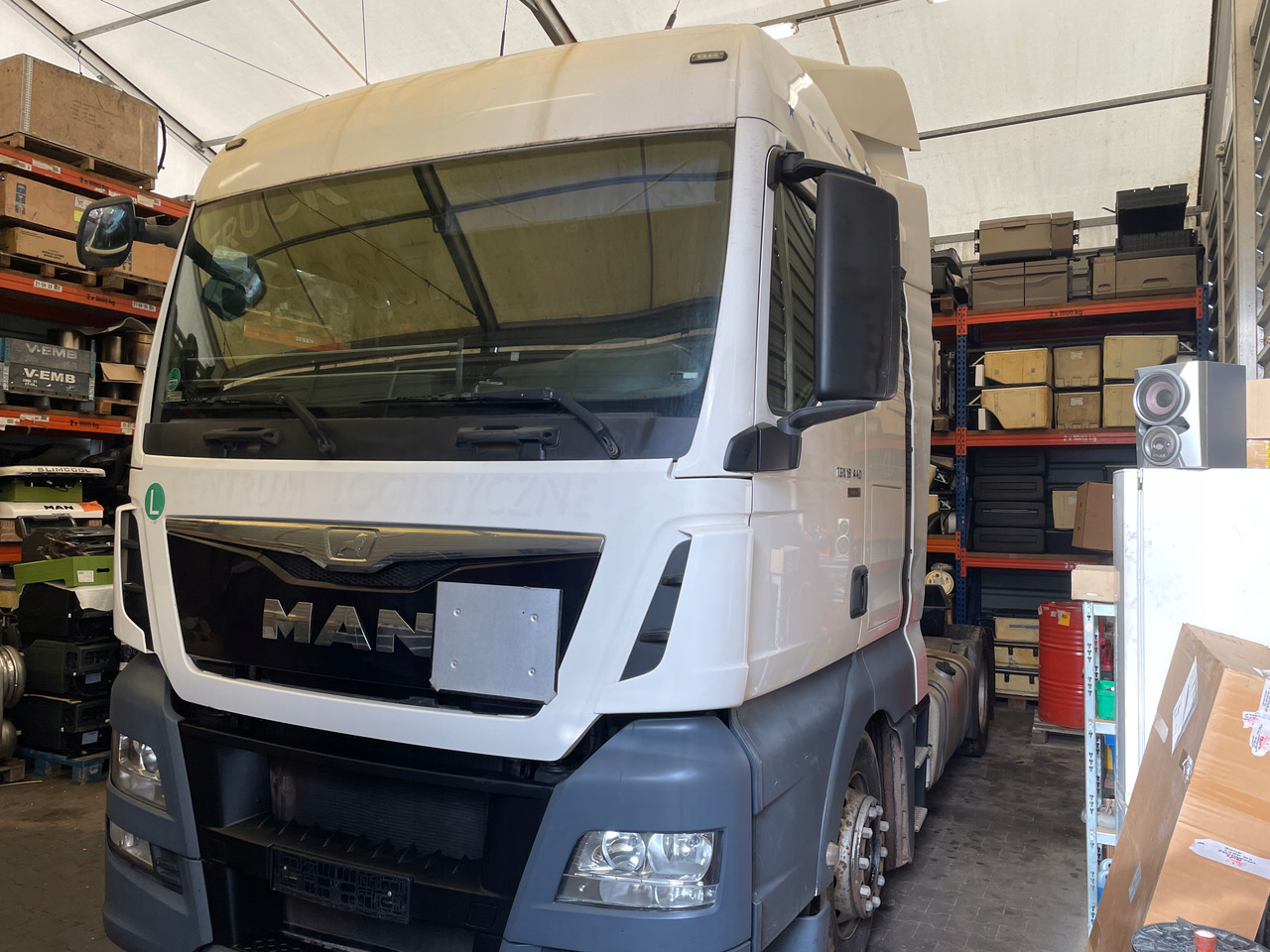 KABINA MAN TGX EURO 6 XLX BIAŁA KOLOR RAL 9010 - Cabin cho Xe tải: hình 2 KABINA MAN TGX EURO 6 XLX BIAŁA KOLOR RAL 9010 - Cabin cho Xe tải: hình 2