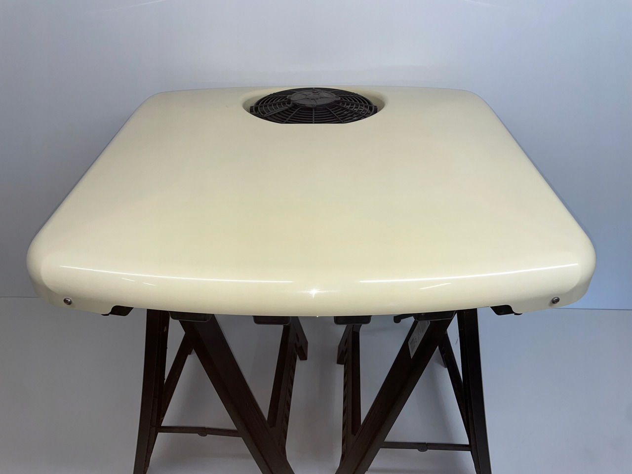 KLIMATYZACJA POSTOJOWA SLIM SCANIA NTG MC2358116 - Lốc điều hòa cho Xe tải: hình 1 KLIMATYZACJA POSTOJOWA SLIM SCANIA NTG MC2358116 - Lốc điều hòa cho Xe tải: hình 1