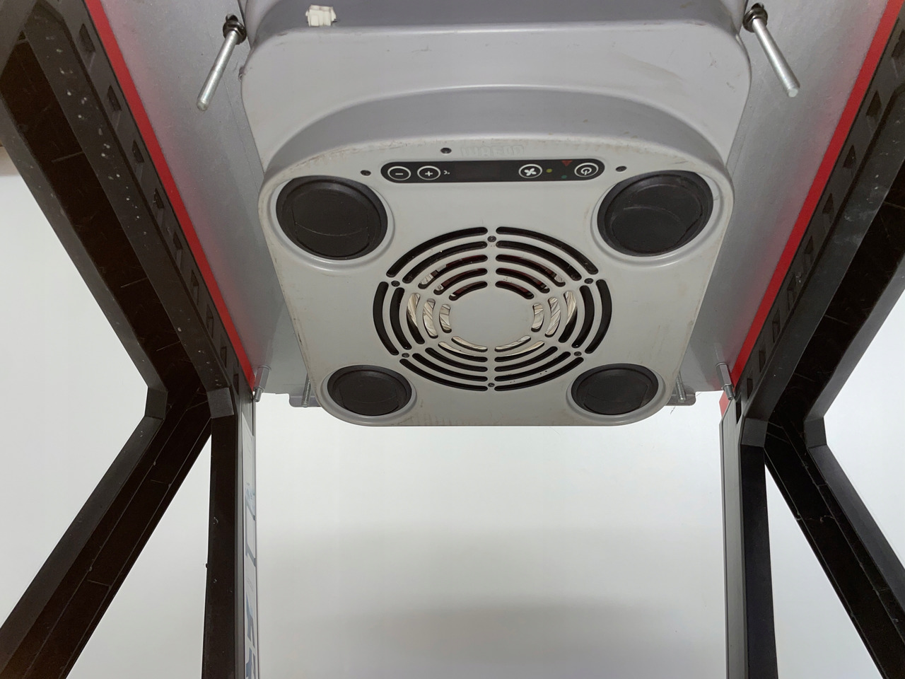 KLIMATYZACJA POSTOJOWA WAECO CA800 MAN SCANIA VOLVO DAF CA-0800-DC - Lốc điều hòa cho Xe tải: hình 5 KLIMATYZACJA POSTOJOWA WAECO CA800 MAN SCANIA VOLVO DAF CA-0800-DC - Lốc điều hòa cho Xe tải: hình 5