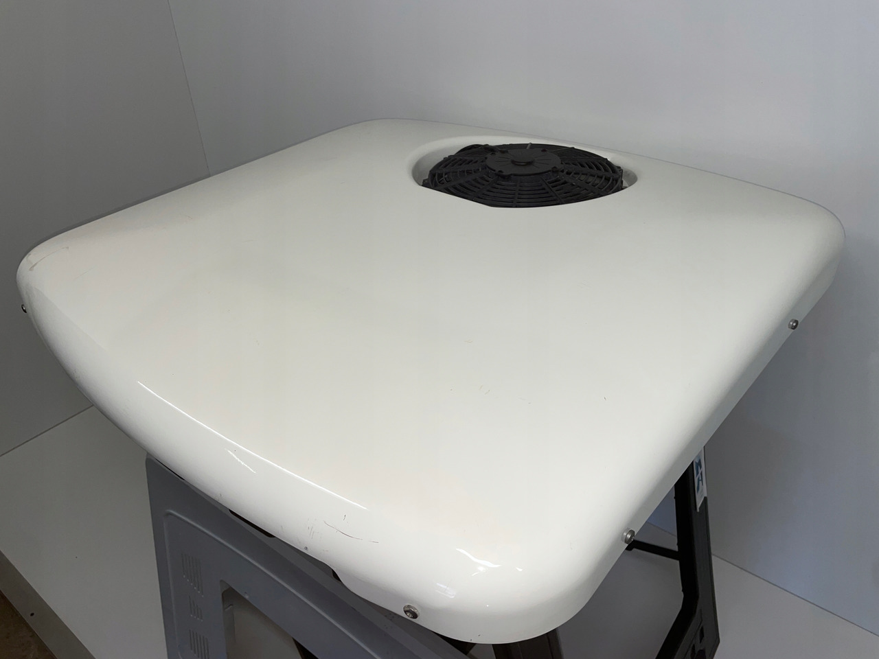 KLIMATYZACJA SLIMCOOL FACTORY PREP DAF MAN SCANIA - Lốc điều hòa cho Xe tải: hình 3 KLIMATYZACJA SLIMCOOL FACTORY PREP DAF MAN SCANIA - Lốc điều hòa cho Xe tải: hình 3