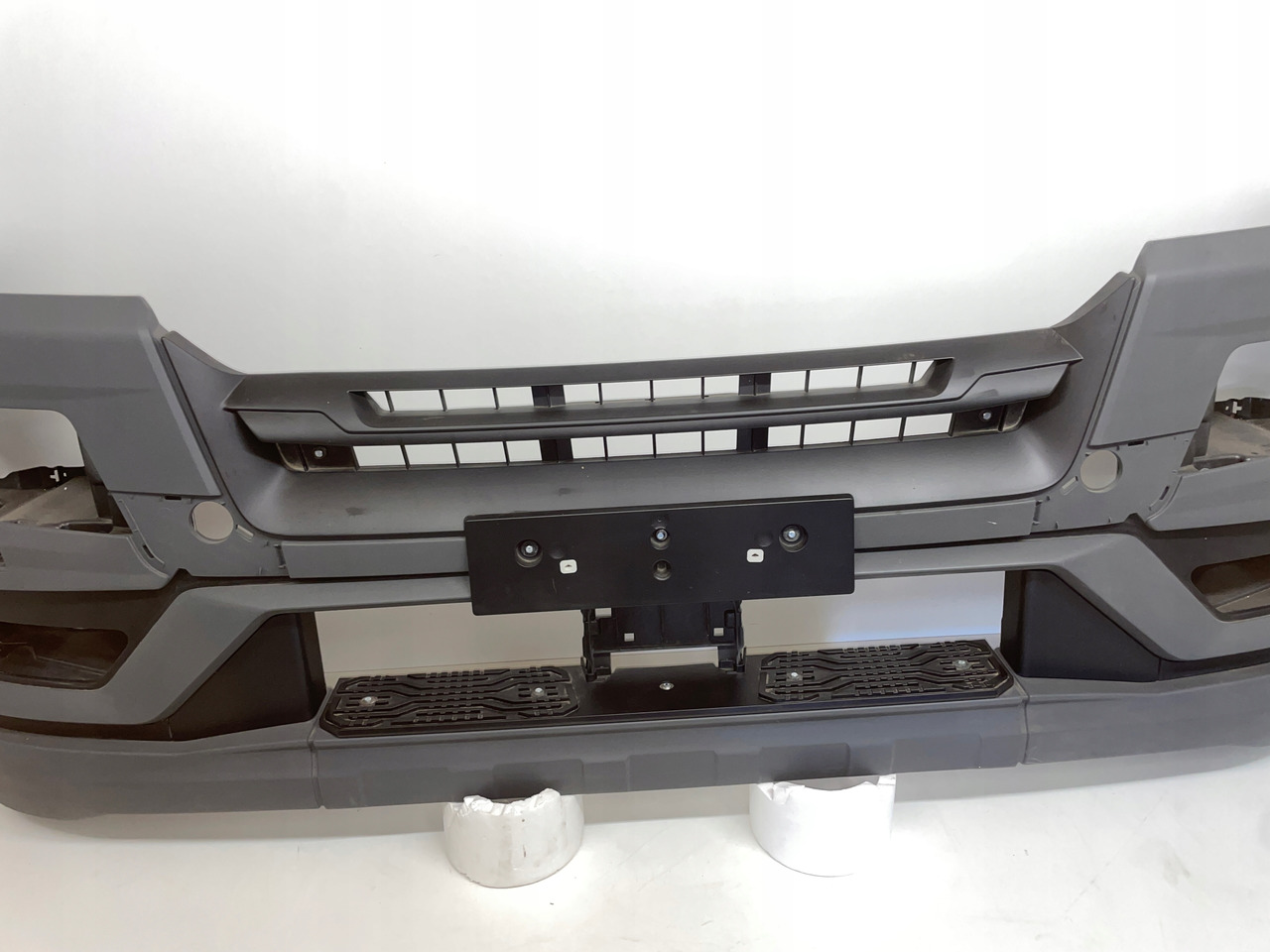 OKULAR STELAŻ OBUDOWA ZDERZAK MAN TG3 TGS3 TGS 3 81416105862 - Cản xe cho Xe tải: hình 3 OKULAR STELAŻ OBUDOWA ZDERZAK MAN TG3 TGS3 TGS 3 81416105862 - Cản xe cho Xe tải: hình 3