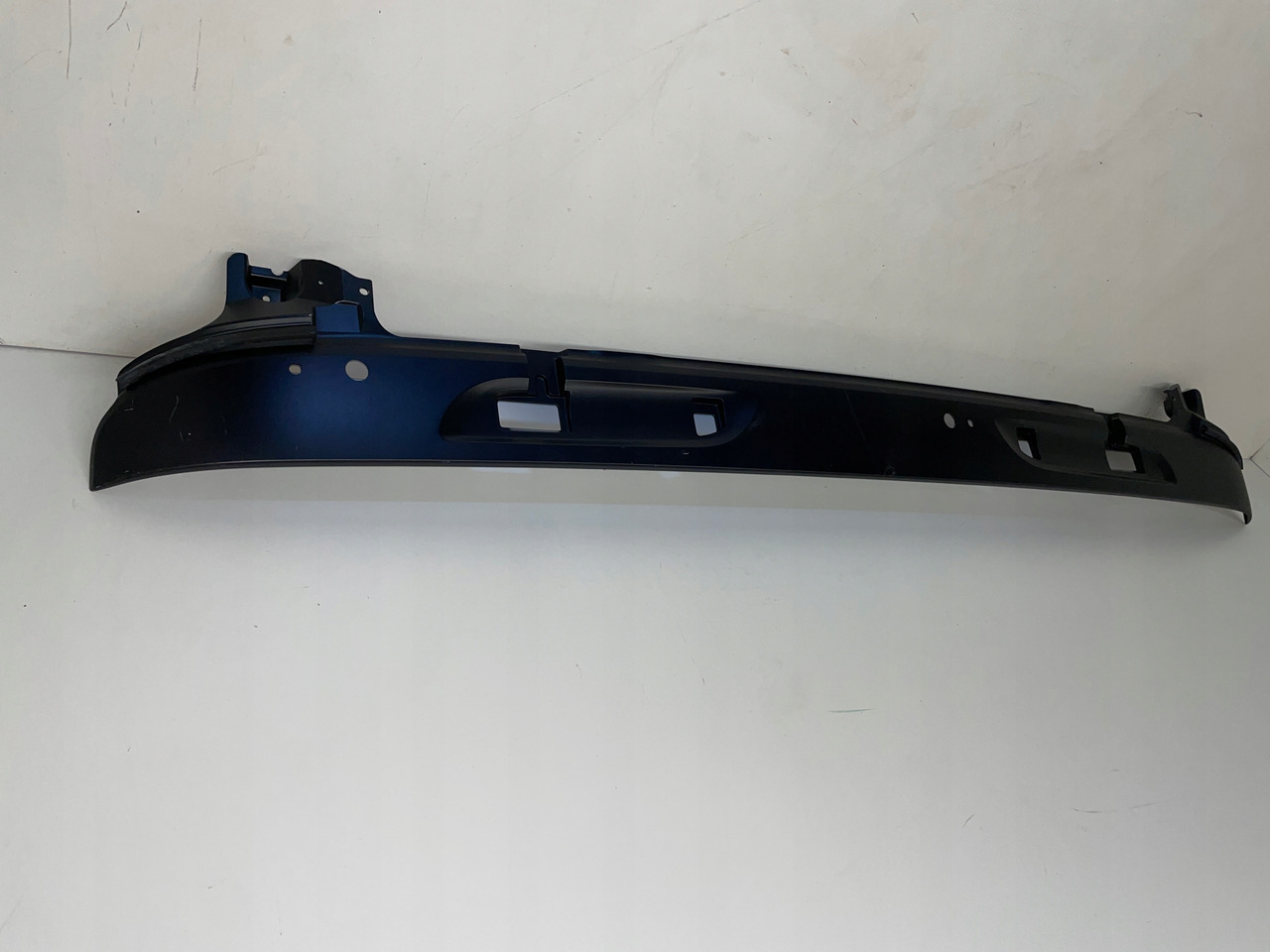 PODSZYBIE OSŁONA MASKOWNICA DAF CF 1980795 - Kính chắn gió cho Xe tải: hình 3 PODSZYBIE OSŁONA MASKOWNICA DAF CF 1980795 - Kính chắn gió cho Xe tải: hình 3