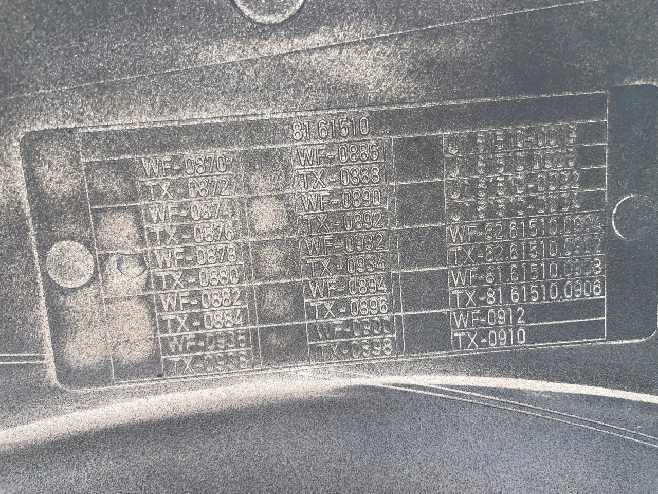 PRAWA STOPNICA MAN TGS E6 81615100870 - Lưới tản nhiệt cho Xe tải: hình 5 PRAWA STOPNICA MAN TGS E6 81615100870 - Lưới tản nhiệt cho Xe tải: hình 5