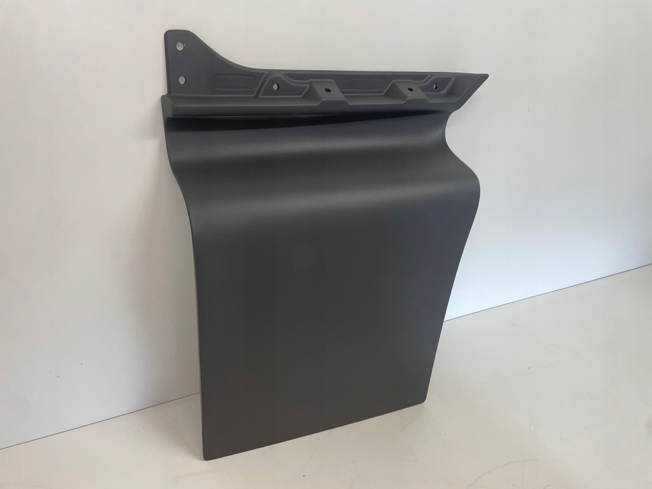 PRZEDŁUŻENIE DRZWI MAN TGS TGA 81626100021 - Cửa và phụ tùng cho Xe tải: hình 2 PRZEDŁUŻENIE DRZWI MAN TGS TGA 81626100021 - Cửa và phụ tùng cho Xe tải: hình 2