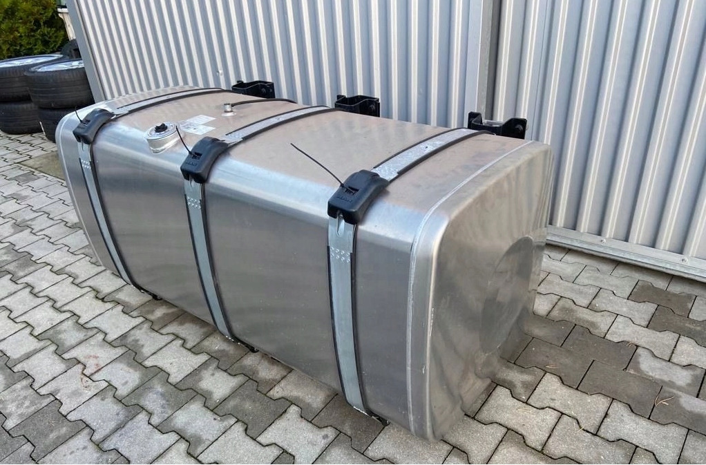 ZBIORNIK PALIWA MAN TGX TGS 710 L 81122016949 - Bình nhiên liệu cho Xe tải: hình 2 ZBIORNIK PALIWA MAN TGX TGS 710 L 81122016949 - Bình nhiên liệu cho Xe tải: hình 2