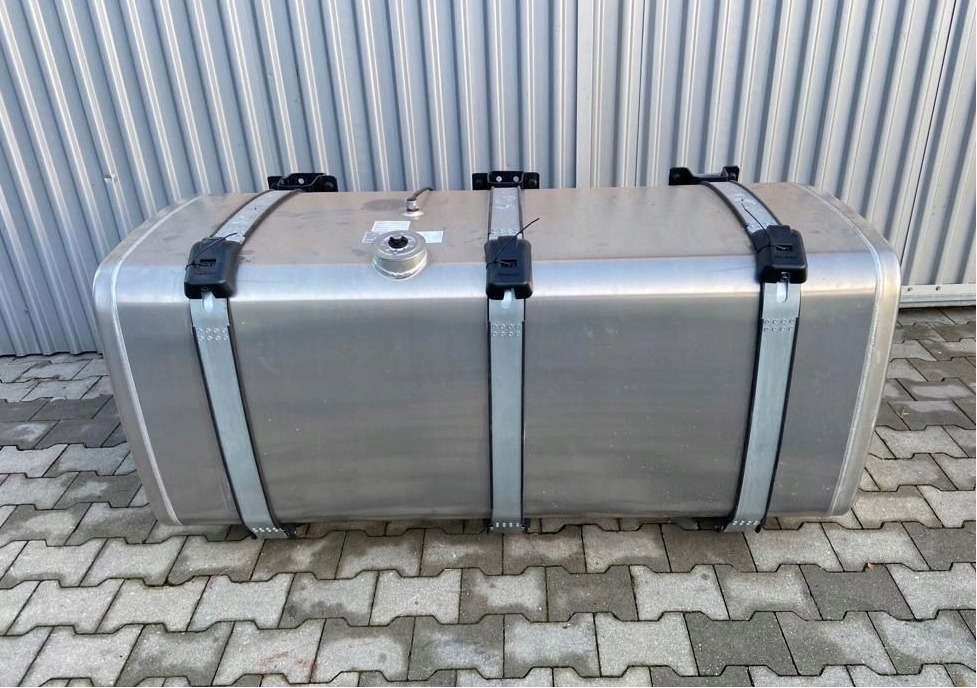 ZBIORNIK PALIWA MAN TGX TGS 710 L 81122016949 - Bình nhiên liệu cho Xe tải: hình 1 ZBIORNIK PALIWA MAN TGX TGS 710 L 81122016949 - Bình nhiên liệu cho Xe tải: hình 1