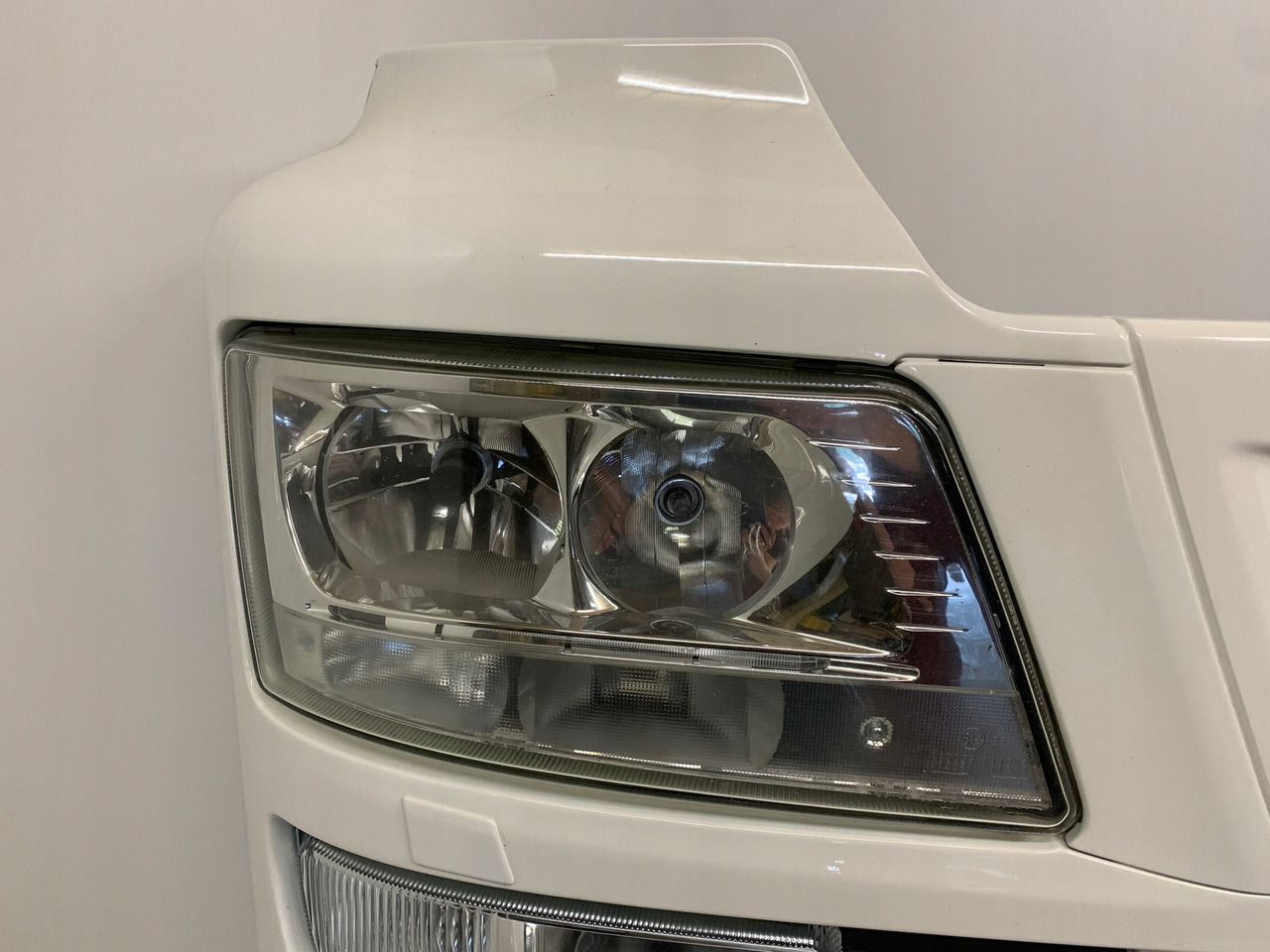 ZDERZAK XENON MAN TGS - Cản xe cho Xe tải: hình 3 ZDERZAK XENON MAN TGS - Cản xe cho Xe tải: hình 3