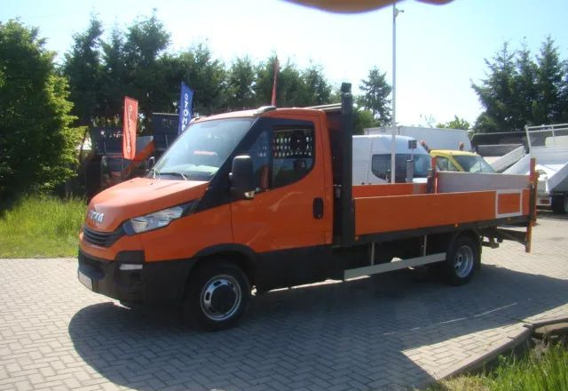 Iveco DAILY 35 C 15 WINDA 750KG 3.5T NA HAKU - Xe tải nhỏ phẳng: hình 1 Iveco DAILY 35 C 15 WINDA 750KG 3.5T NA HAKU - Xe tải nhỏ phẳng: hình 1