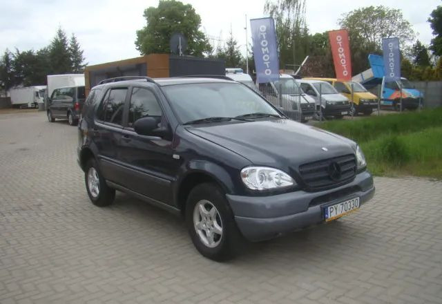 Mercedes-Benz ML 270 2.7CDI CIĘŻARYY 2-OSOBY 3.365KG-NA HAKU - Xe van nhỏ gọn: hình 4 Mercedes-Benz ML 270 2.7CDI CIĘŻARYY 2-OSOBY 3.365KG-NA HAKU - Xe van nhỏ gọn: hình 4