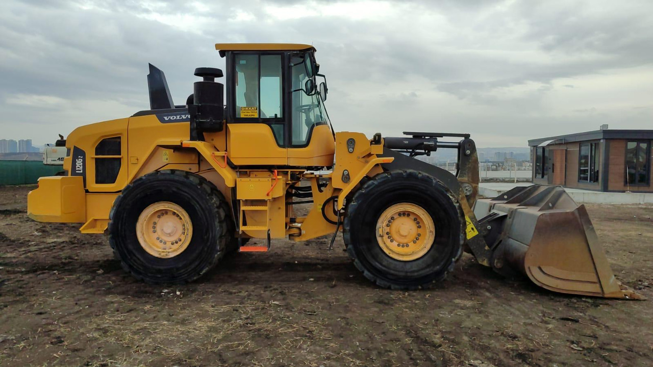 Volvo L120G Z - Máy xúc lật bánh lốp: hình 5 Volvo L120G Z - Máy xúc lật bánh lốp: hình 5