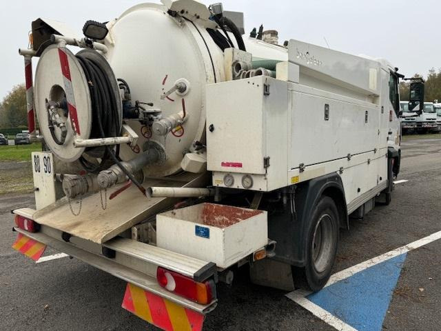 Renault D-Series - Xe tải chân không: hình 4 Renault D-Series - Xe tải chân không: hình 4