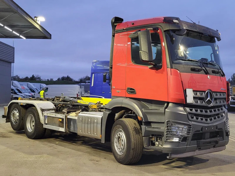 Mercedes-Benz Arocs 2648 Arocs 2648 - Xe tải hệ thống cáp: hình 5 Mercedes-Benz Arocs 2648 Arocs 2648 - Xe tải hệ thống cáp: hình 5