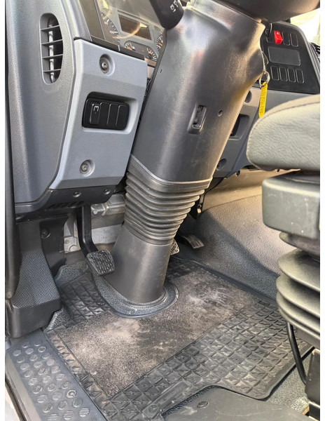 Mercedes-Benz Atego 816 - Xe tải thùng lửng/ Phẳng: hình 4 Mercedes-Benz Atego 816 - Xe tải thùng lửng/ Phẳng: hình 4