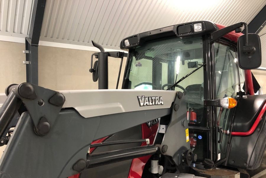 Valtra N92 HiTech - Máy cày: hình 3 Valtra N92 HiTech - Máy cày: hình 3