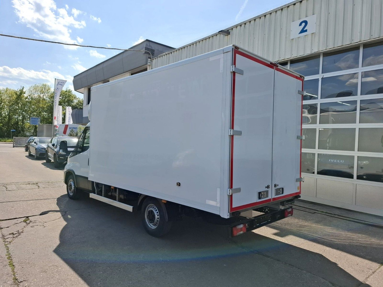 Iveco 35-160P/A8, Klima, HiMatik, LED, Luft, - Xe tải nhỏ thùng kín: hình 4 Iveco 35-160P/A8, Klima, HiMatik, LED, Luft, - Xe tải nhỏ thùng kín: hình 4