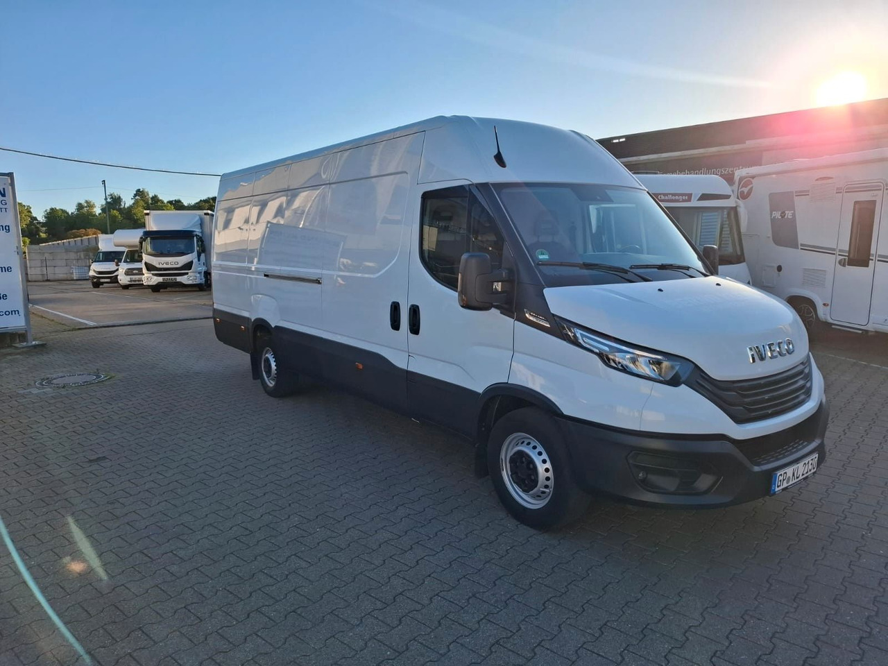 Iveco 35-160V/P, Luftfed., KLima, HiMatic, DAB,. - Xe van chở hàng: hình 2 Iveco 35-160V/P, Luftfed., KLima, HiMatic, DAB,. - Xe van chở hàng: hình 2
