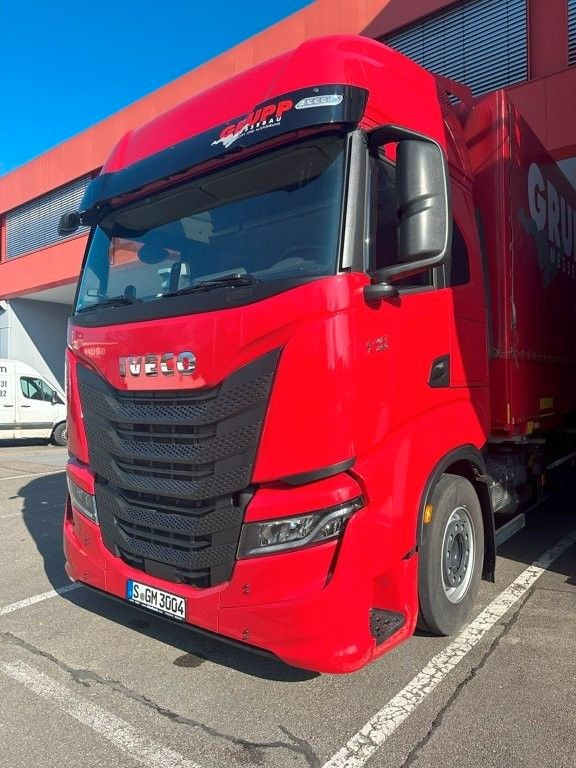 Iveco AS 260SY/FS CM - Xe chở container/ Xe tải hoán đổi thân: hình 5 Iveco AS 260SY/FS CM - Xe chở container/ Xe tải hoán đổi thân: hình 5