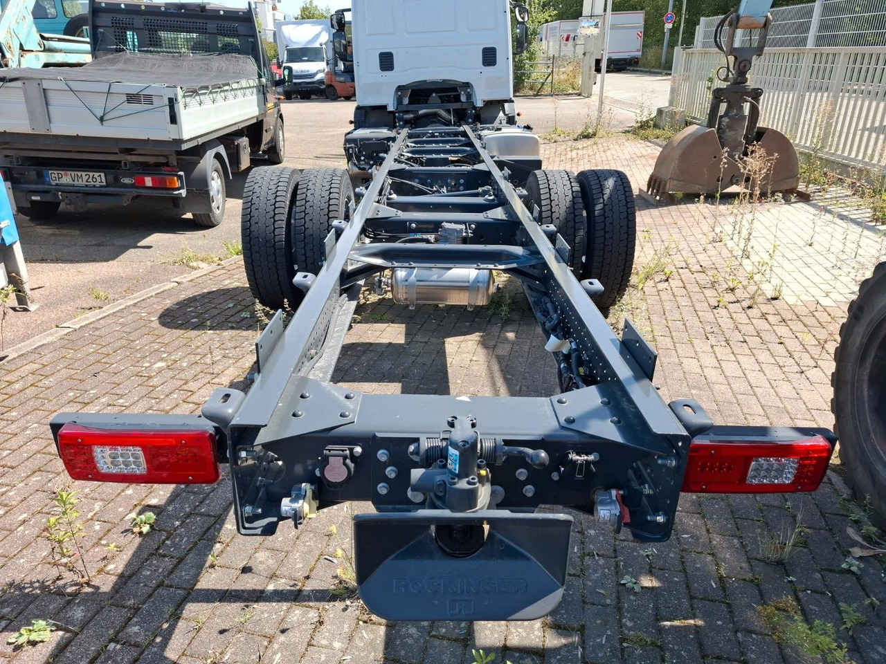 Iveco ML 140-280 FFH, Fahrgestell, Luft, Klima, ... - Xe tải khung gầm: hình 2 Iveco ML 140-280 FFH, Fahrgestell, Luft, Klima, ... - Xe tải khung gầm: hình 2