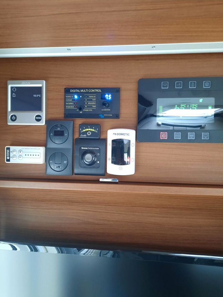 Xe cắm trại tích hợp Niesmann + Bischoff Flair 920 LE, Goldschmitt, Mwst. ausweisbar,..: hình 12 Xe cắm trại tích hợp Niesmann + Bischoff Flair 920 LE, Goldschmitt, Mwst. ausweisbar,..: hình 12