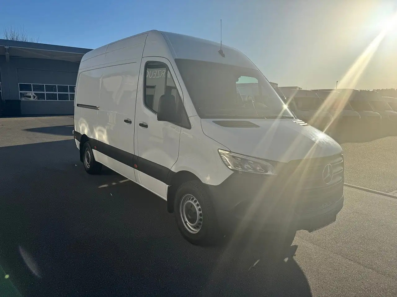 Mercedes-Benz Sprinter 316 CDI Lang Hoch Klima LED MBUX - Xe van chở hàng: hình 2 Mercedes-Benz Sprinter 316 CDI Lang Hoch Klima LED MBUX - Xe van chở hàng: hình 2