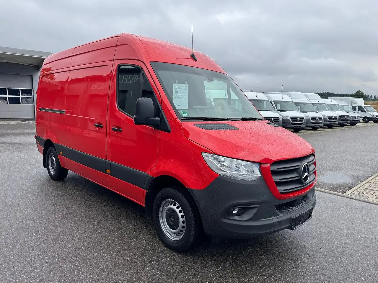 Mercedes-Benz Sprinter 316 CDI Lang Hoch Klima MBUX LBW - Xe van chở hàng: hình 2 Mercedes-Benz Sprinter 316 CDI Lang Hoch Klima MBUX LBW - Xe van chở hàng: hình 2