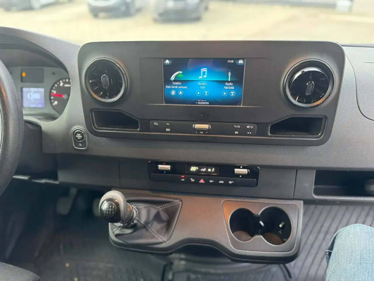 Mercedes-Benz Sprinter 317 CDI Maxi Lang XXL Extralang MBUX - Xe van chở hàng: hình 4 Mercedes-Benz Sprinter 317 CDI Maxi Lang XXL Extralang MBUX - Xe van chở hàng: hình 4