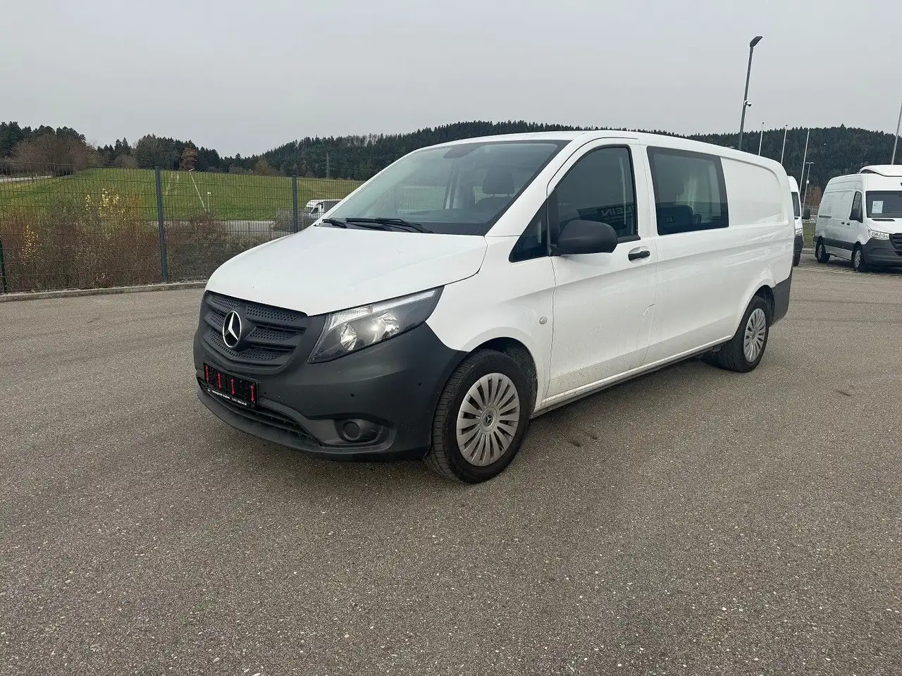 Mercedes-Benz Vito 116 CDI Lang Extralang Mixto Klima - Xe van chở hàng: hình 1 Mercedes-Benz Vito 116 CDI Lang Extralang Mixto Klima - Xe van chở hàng: hình 1