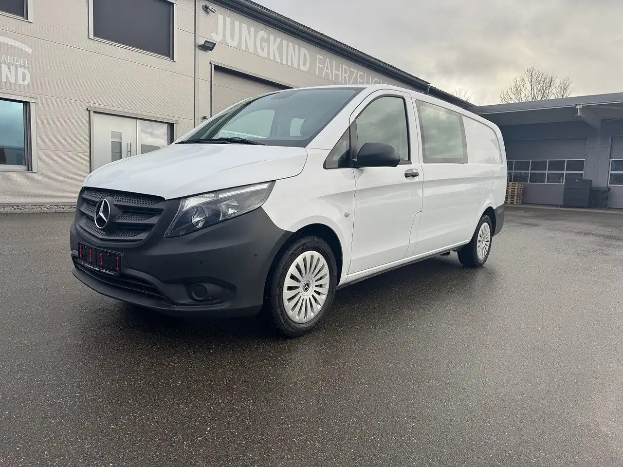 Mercedes-Benz Vito 116 CDI Lang Extralang Mixto Klima - Xe van chở hàng: hình 1 Mercedes-Benz Vito 116 CDI Lang Extralang Mixto Klima - Xe van chở hàng: hình 1