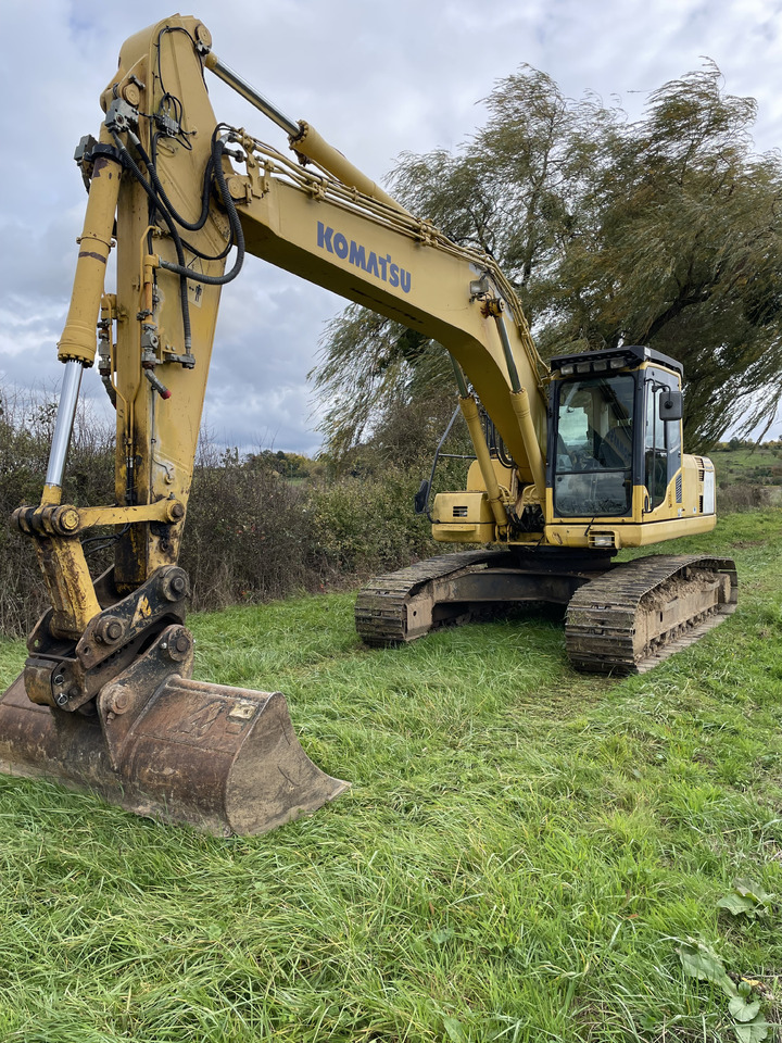 Komatsu PC210LC-8 - Máy xúc bánh xích: hình 2 Komatsu PC210LC-8 - Máy xúc bánh xích: hình 2