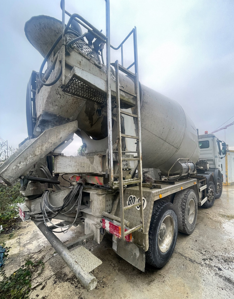 Mercedes Actros 3241 - Xe trộn bê tông: hình 3 Mercedes Actros 3241 - Xe trộn bê tông: hình 3