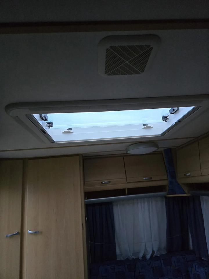 Wohnwagen TEC Tour 445 TDF Mover, Markise, Dusche - Rơ moóc kiểu caravan: hình 5 Wohnwagen TEC Tour 445 TDF Mover, Markise, Dusche - Rơ moóc kiểu caravan: hình 5