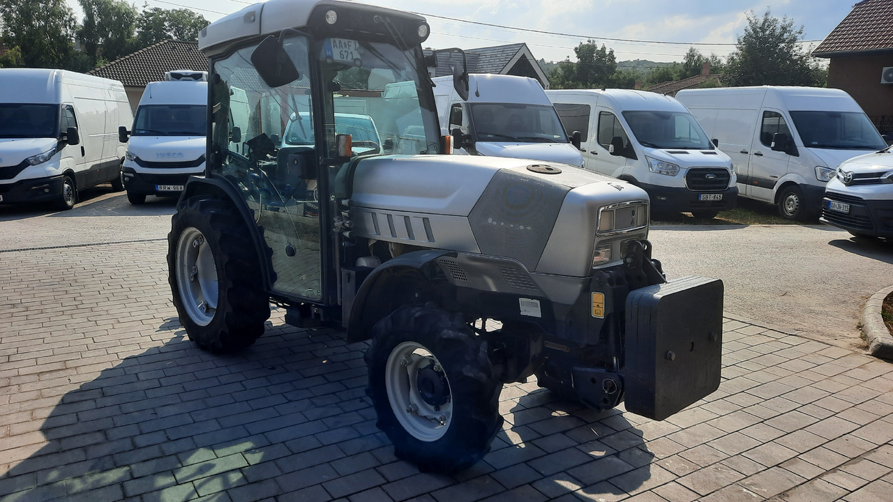 LAMBORGHINI RV90 Automatic - Máy móc nông nghiệp: hình 3 LAMBORGHINI RV90 Automatic - Máy móc nông nghiệp: hình 3