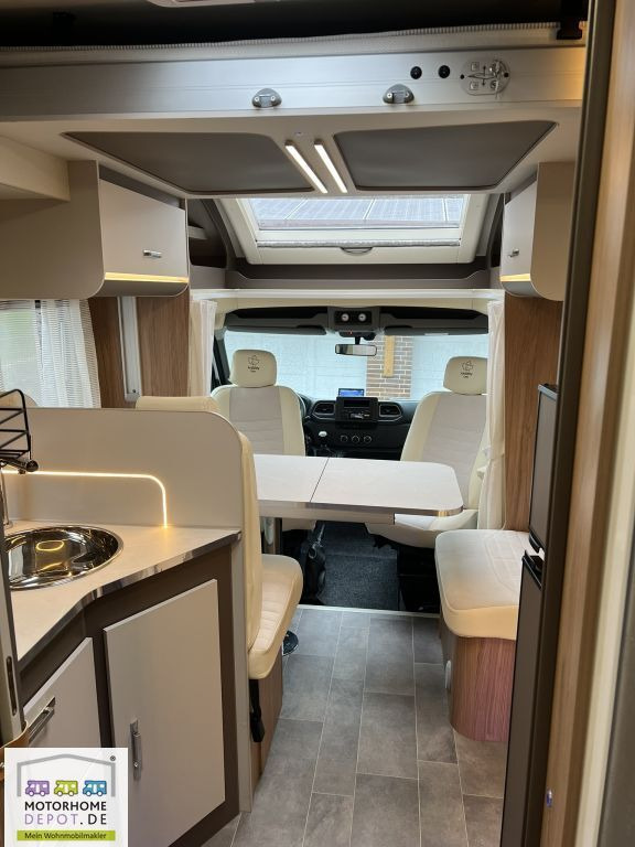 Ahorn Alaska TD Plus Aufl. 4to & Luftfed. & Hubbett - Xe cắm trại bán tích hợp: hình 3 Ahorn Alaska TD Plus Aufl. 4to & Luftfed. & Hubbett - Xe cắm trại bán tích hợp: hình 3