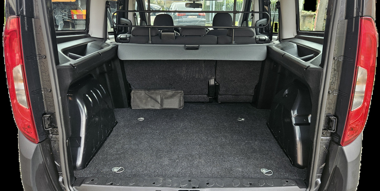 FIAT DOBLO MAXI - Xe van nhỏ gọn: hình 5 FIAT DOBLO MAXI - Xe van nhỏ gọn: hình 5