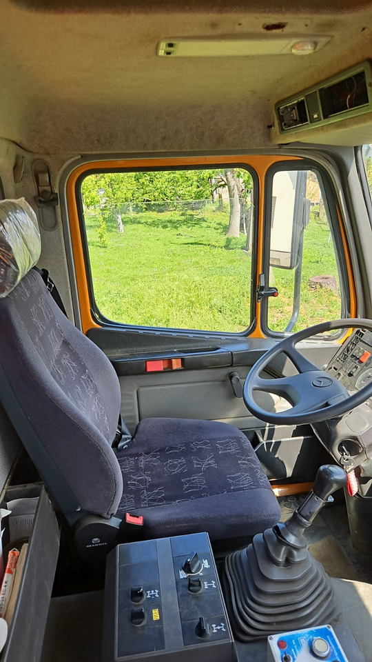 MERCEDES-BENZ 1824 ACTROS SK 4x4 - Xe ben: hình 5 MERCEDES-BENZ 1824 ACTROS SK 4x4 - Xe ben: hình 5