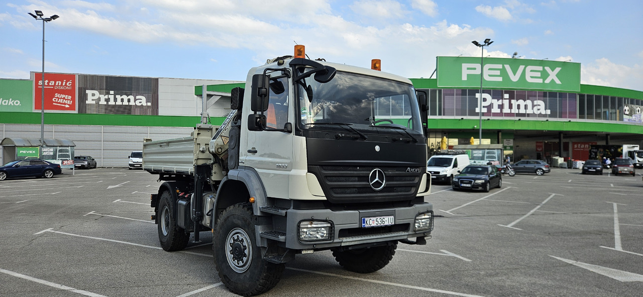 MERCEDES-BENZ Axor 1833 4x4 - Xe cẩu tự hành: hình 3 MERCEDES-BENZ Axor 1833 4x4 - Xe cẩu tự hành: hình 3